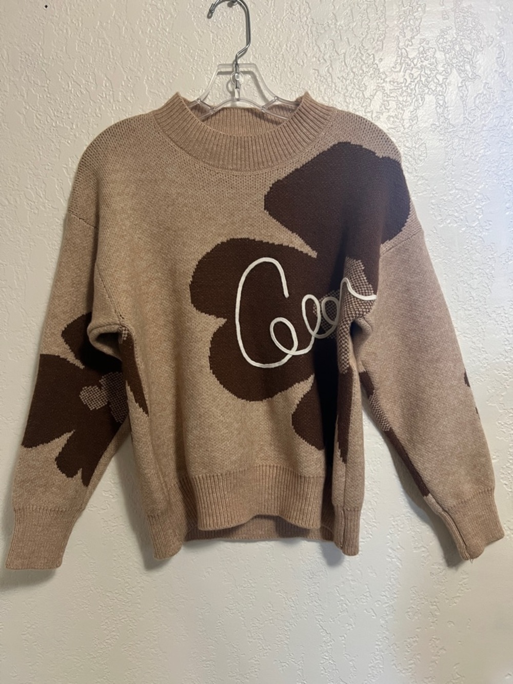Women’s Beige Floral Pattern Crewneck Sweater